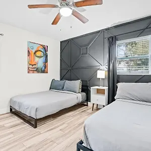 Bayshore 6248 Apartment