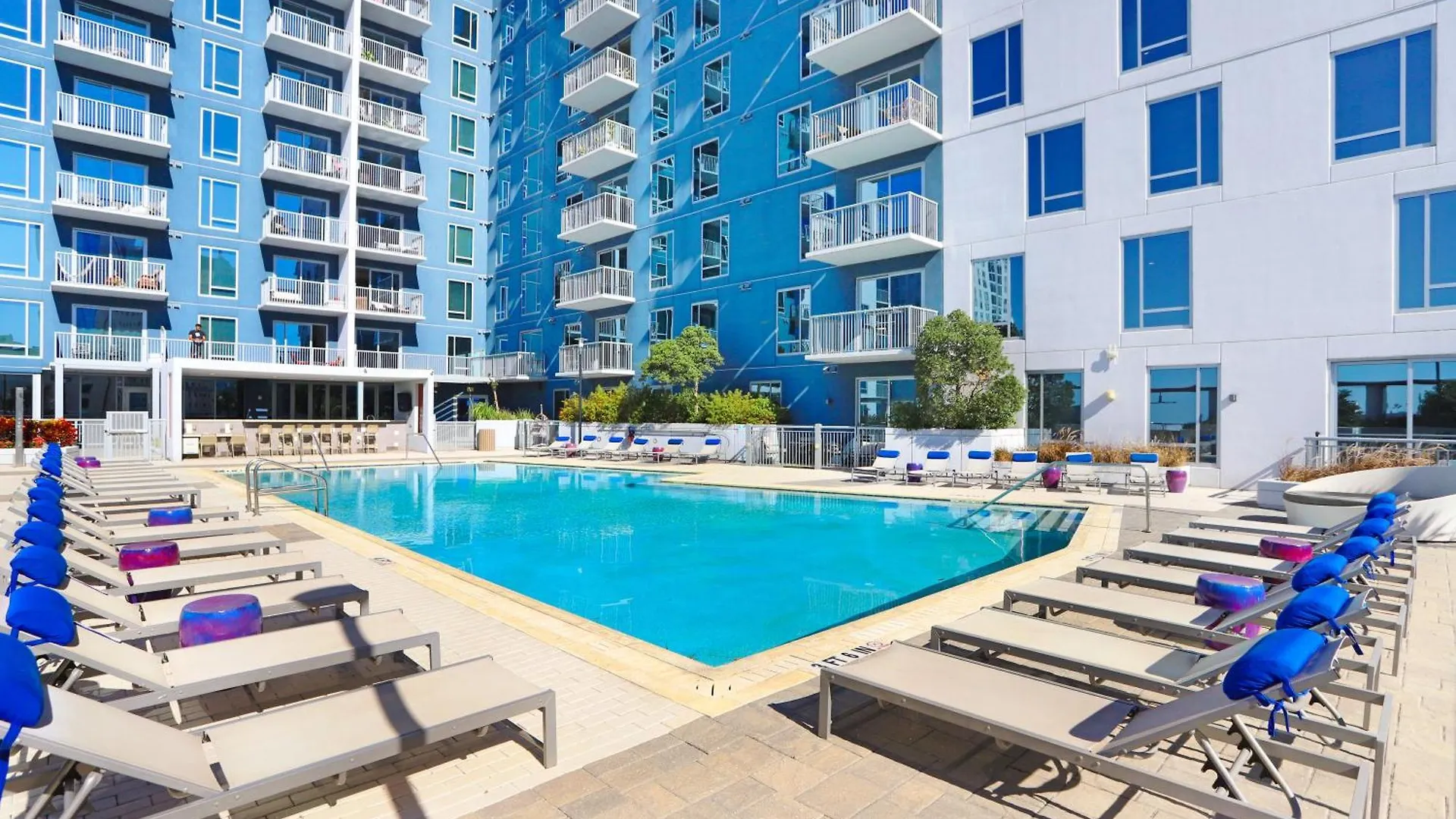 Downtown Tampa Gem 1-Bd W/Pool, Gym, & Sky Lounge Apartment United States